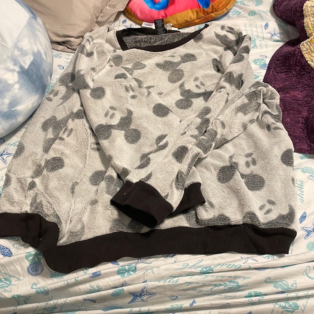 To warm for me and to big !!